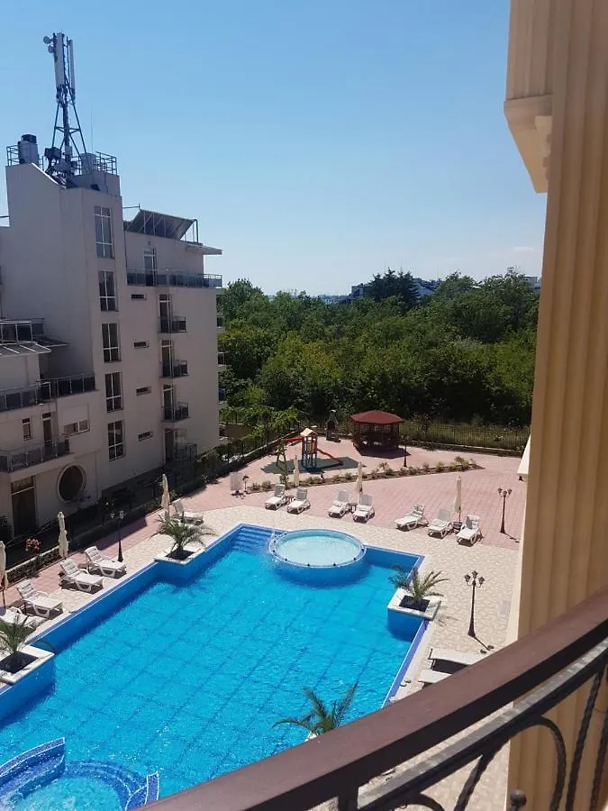 Flora Beach Private Aparthotel Pomorie 0*,