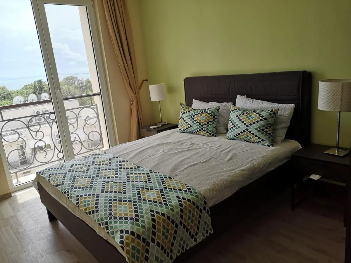 Flora Beach Private Aparthotel Pomorie